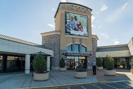 Fashion Outlets of Niagara Falls USA - Macerich - factory outlet niagara falls usa