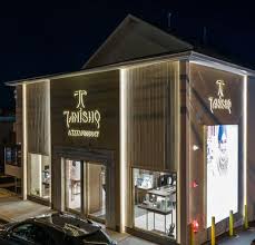 Tanishq, Jewelry Brand by the Tata Group, Launches First US Store in ... - tanishq jewelry usa