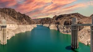The Largest Manmade Lake In The US Has An Impressive Water ... - TheTravel - biggest man made lake usa