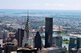 Visitor's Guide to the Chrysler Building in NYC - TourbyTransit - chrysler building lexington avenue new york ny usa