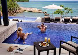 20 Best Clothing-Optional Resorts for Couples USA 2025 - clothing optional resorts usa