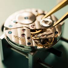 Weiss Watch Company - Restoring Prestige to American Watchmaking - watches made in usa